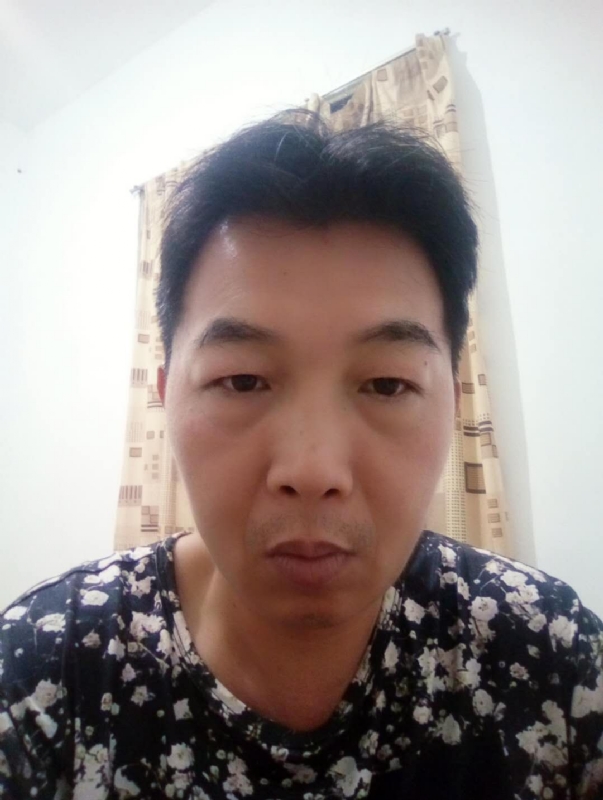 繁华哀伤的第一张照片--平潭相亲网