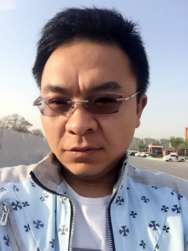 执着的等待的第一张照片--平潭相亲网