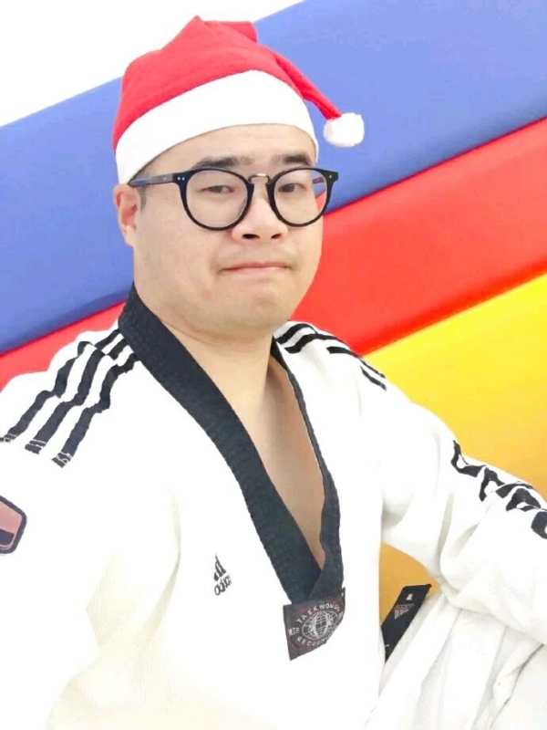 何当重相见的第一张照片--平潭相亲网