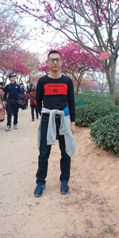 小梁的第二张照片--平潭相亲网