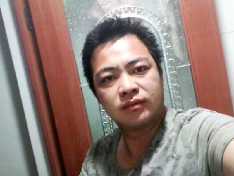 往事随风的第一张照片--平潭相亲网