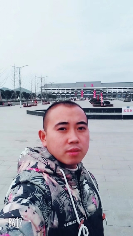 爱相随的第一张照片--平潭相亲网