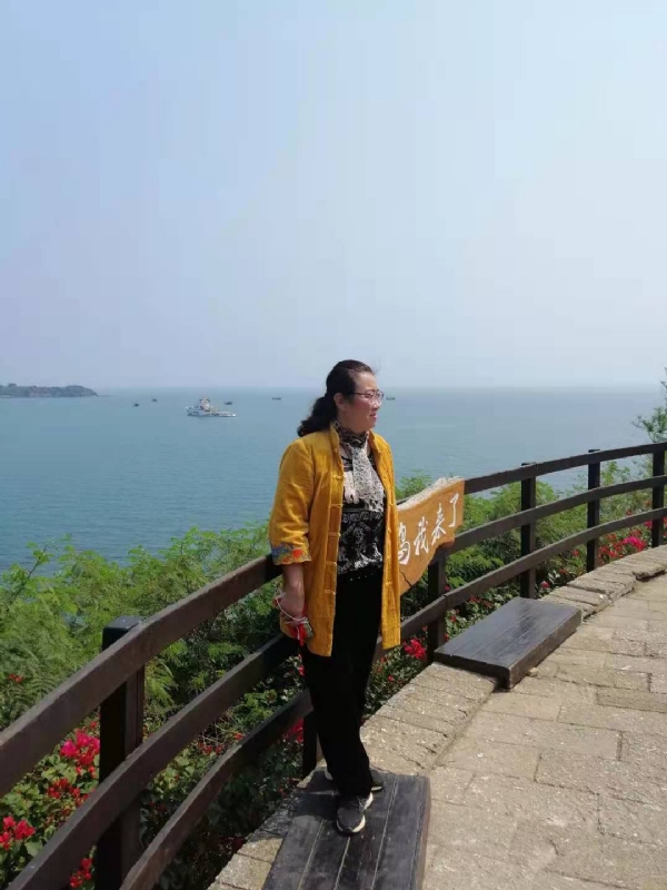 曦若半秋的第一张照片--平潭相亲网