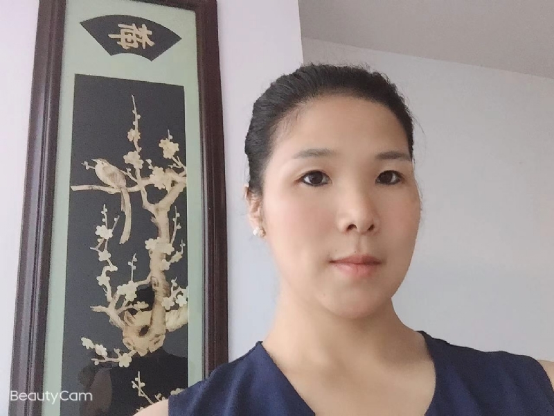 微笑的第一张照片--平潭相亲网