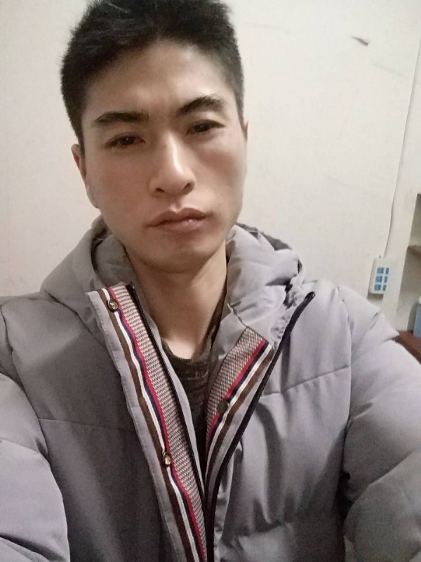 花若离枝的第一张照片--平潭相亲网