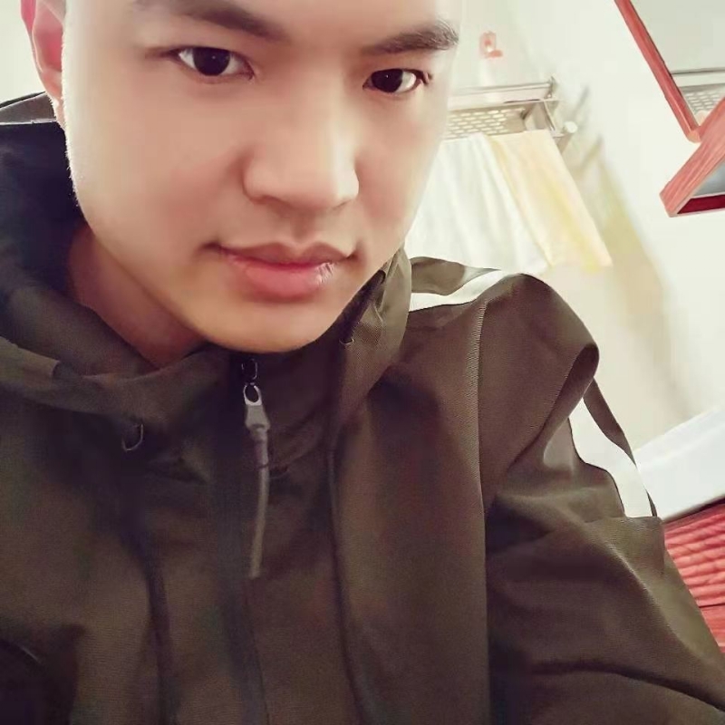 高大上的宅男的第二张照片--平潭相亲网