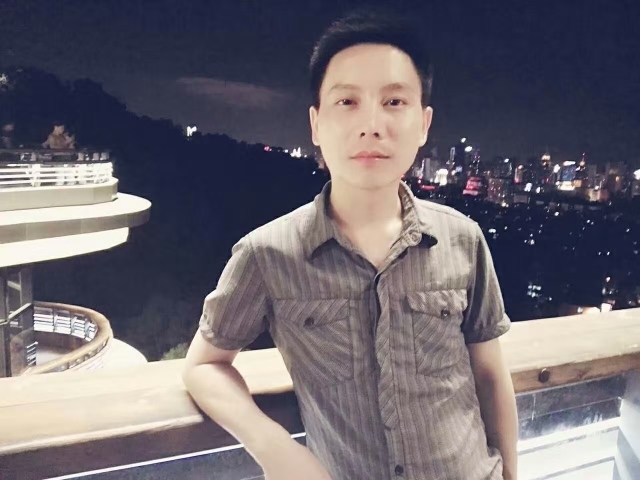 幕秋的第一张照片--平潭相亲网