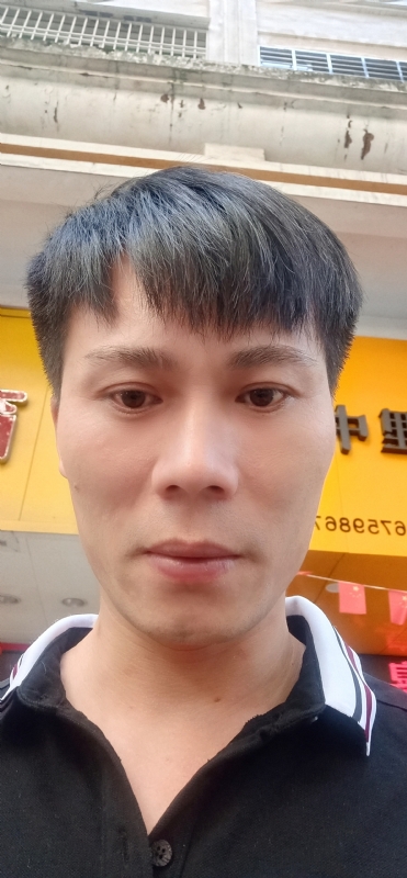 笑看人生的第一张照片--平潭相亲网