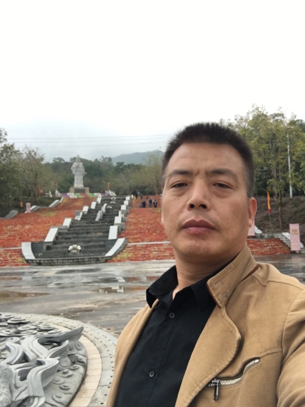 开心的松鼠的第二张照片--平潭相亲网