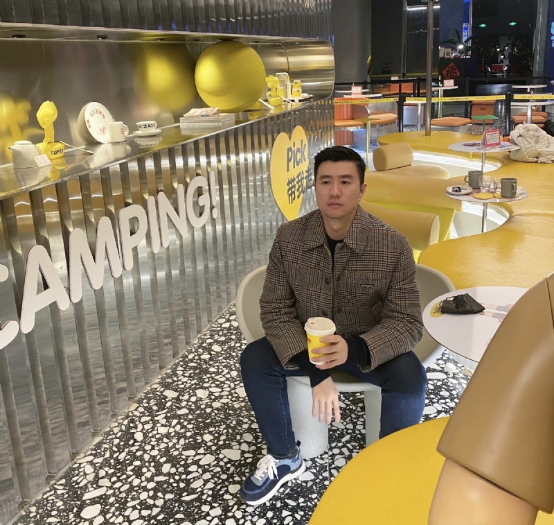 海邊漫步的第一张照片--平潭相亲网