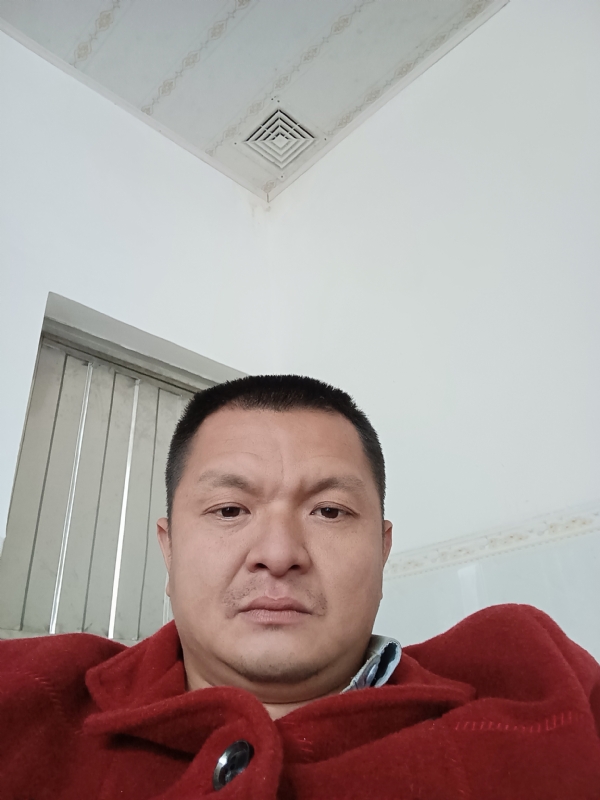 兰成龙的第一张照片--平潭相亲网