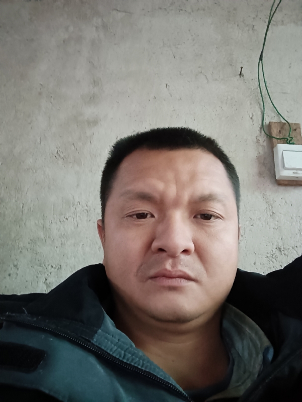 兰成龙的第二张照片--平潭相亲网