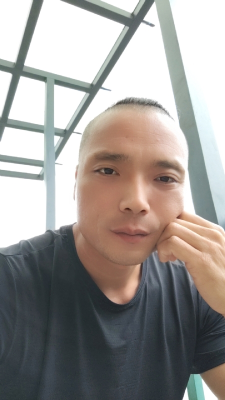 伯爵的第三张照片--平潭相亲网