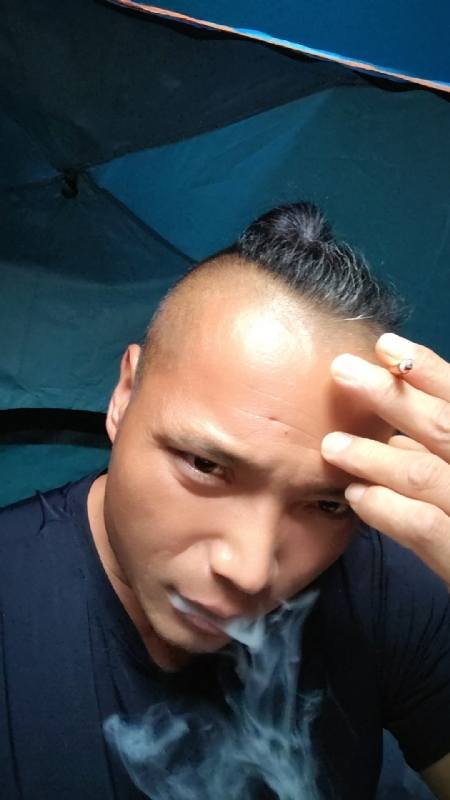 伯爵的第四张照片--平潭相亲网