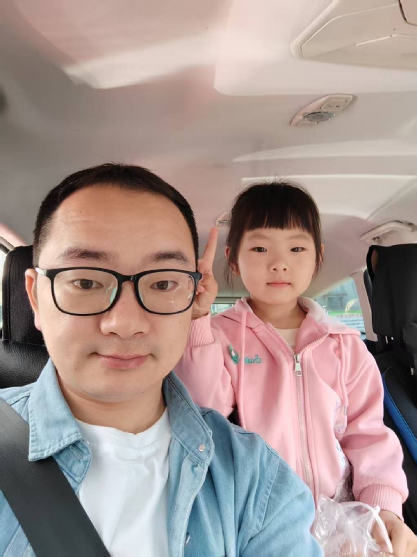 知天晓的第一张照片--平潭相亲网