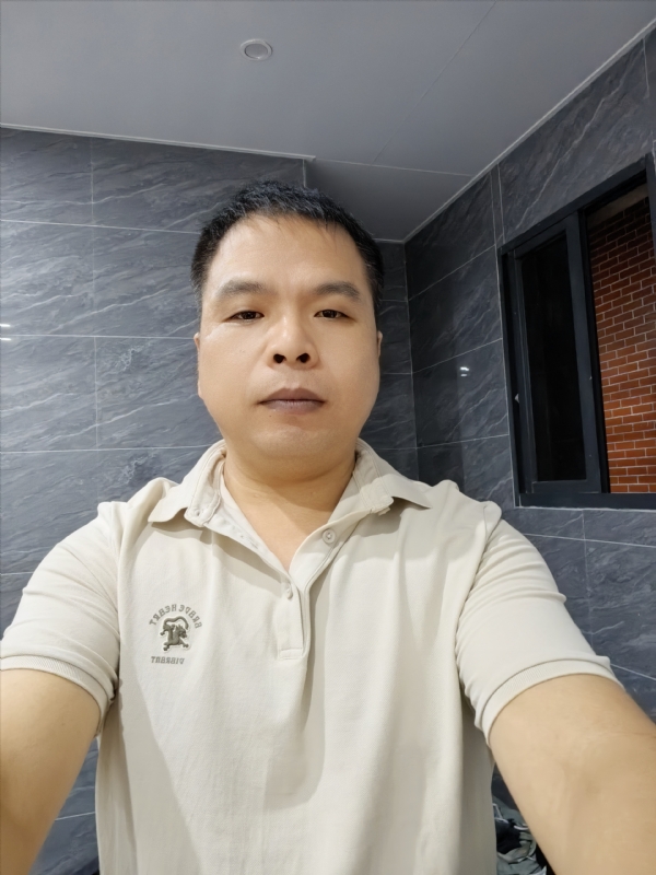 刘两水的第一张照片--平潭相亲网